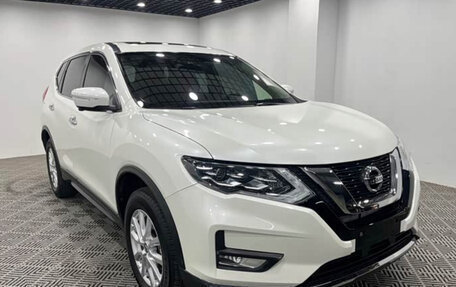 Nissan X-Trail, 2023 год, 2 050 000 рублей, 1 фотография