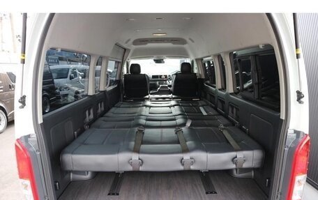 Toyota HiAce H200, 2026 год, 6 400 000 рублей, 16 фотография