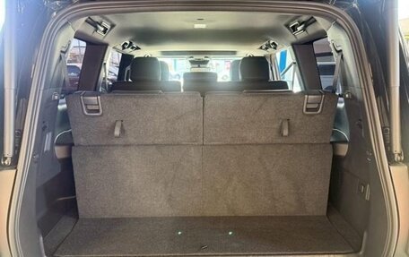 Toyota Land Cruiser Prado, 2024 год, 7 200 000 рублей, 22 фотография