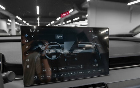 Toyota RAV4, 2025 год, 4 800 000 рублей, 17 фотография