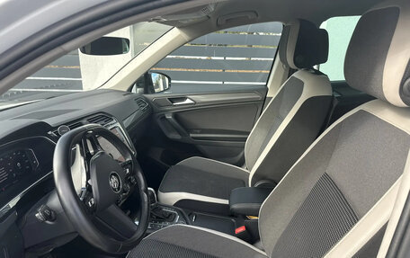 Volkswagen Tiguan II, 2018 год, 2 690 000 рублей, 8 фотография