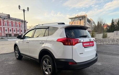 Toyota RAV4, 2015 год, 2 100 000 рублей, 8 фотография