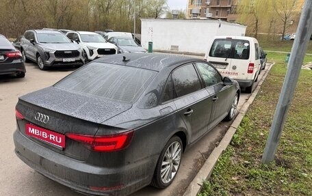 Audi A4, 2019 год, 2 450 000 рублей, 3 фотография
