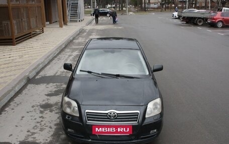 Toyota Avensis III рестайлинг, 2004 год, 520 000 рублей, 10 фотография
