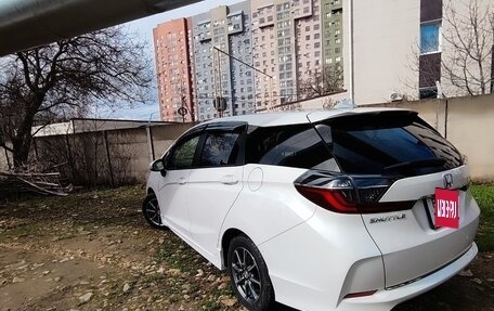 Honda Shuttle II, 2019 год, 1 650 000 рублей, 6 фотография