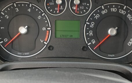 Ford Fiesta, 2006 год, 300 000 рублей, 5 фотография