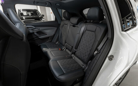 Audi Q5, 2026 год, 6 800 000 рублей, 13 фотография