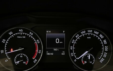 Skoda Superb III рестайлинг, 2016 год, 1 780 000 рублей, 6 фотография