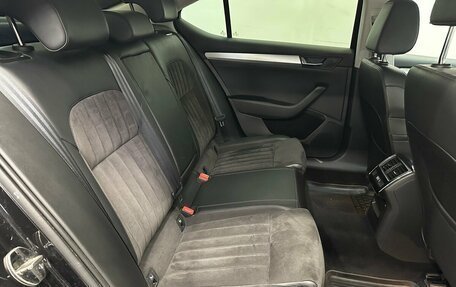 Skoda Superb III рестайлинг, 2016 год, 1 780 000 рублей, 13 фотография