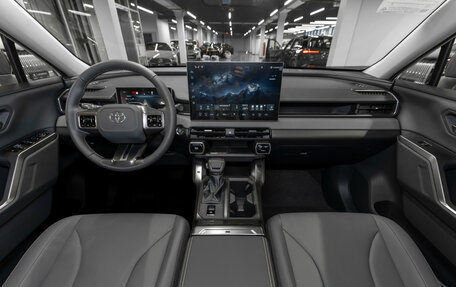 Toyota RAV4, 2026 год, 4 850 000 рублей, 8 фотография