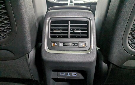 Geely Atlas, 2021 год, 1 850 000 рублей, 23 фотография