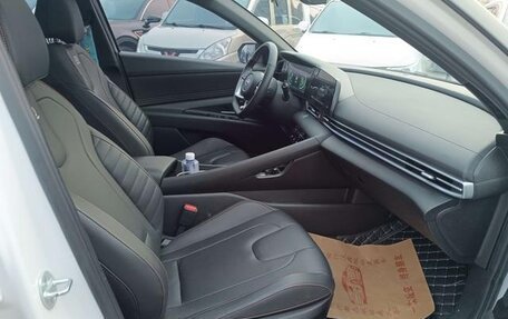 Hyundai Elantra, 2022 год, 1 248 000 рублей, 10 фотография