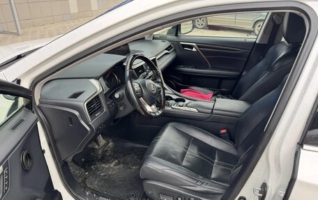 Lexus RX IV рестайлинг, 2017 год, 3 650 000 рублей, 6 фотография