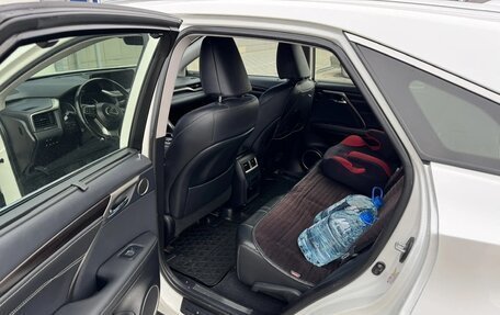 Lexus RX IV рестайлинг, 2017 год, 3 650 000 рублей, 9 фотография