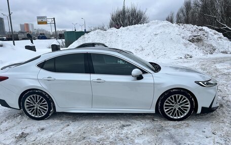 Toyota Camry, 2024 год, 5 000 000 рублей, 4 фотография