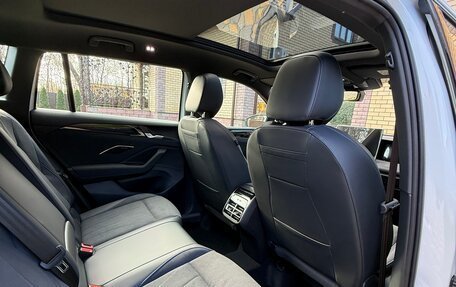 Volkswagen Tiguan, 2026 год, 4 800 000 рублей, 23 фотография