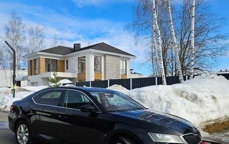 Skoda Superb III рестайлинг, 2017 год, 1 800 000 рублей, 15 фотография