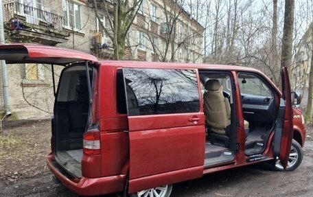 Volkswagen Caravelle T5, 2008 год, 1 199 000 рублей, 10 фотография