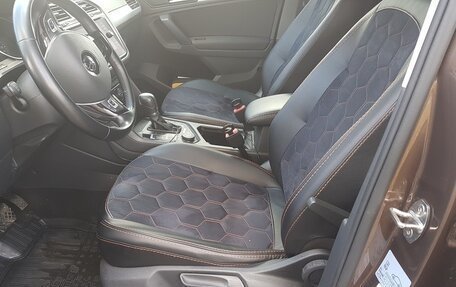 Volkswagen Tiguan II, 2017 год, 2 200 000 рублей, 8 фотография