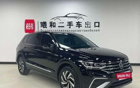 Volkswagen Tiguan II, 2023 год, 2 920 000 рублей, 3 фотография