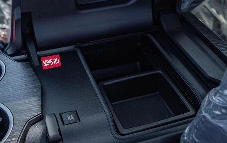 Toyota Land Cruiser, 2026 год, 15 400 000 рублей, 10 фотография