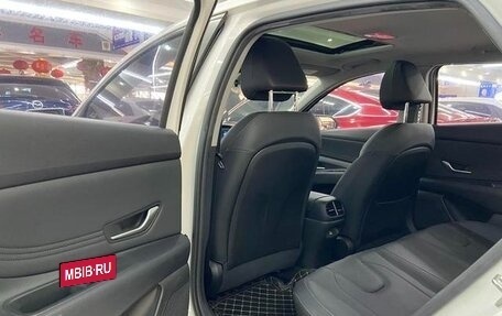 Hyundai Elantra, 2022 год, 1 482 000 рублей, 7 фотография