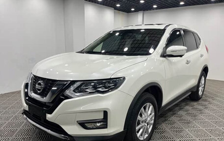 Nissan X-Trail, 2023 год, 2 050 000 рублей, 3 фотография