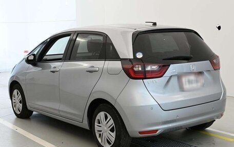 Honda Fit, 2022 год, 1 040 000 рублей, 5 фотография
