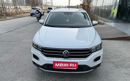 Volkswagen T-Roc I, 2022 год, 1 320 000 рублей, 2 фотография