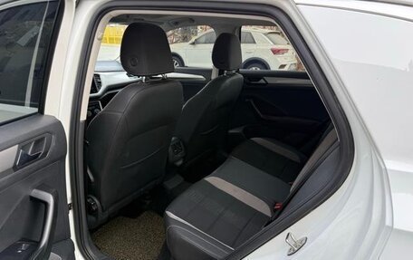 Volkswagen T-Roc I, 2022 год, 1 320 000 рублей, 10 фотография