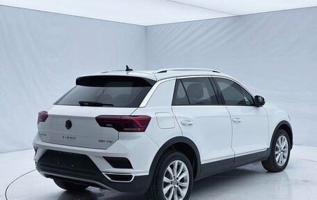 Volkswagen T-Roc I, 2022 год, 1 587 000 рублей, 4 фотография