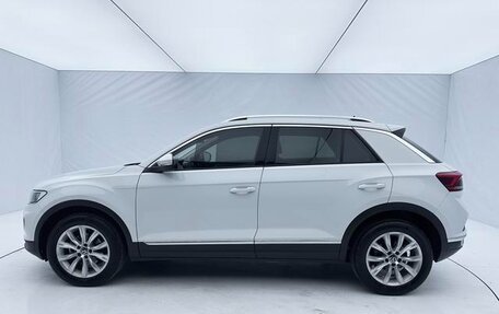 Volkswagen T-Roc I, 2022 год, 1 587 000 рублей, 8 фотография
