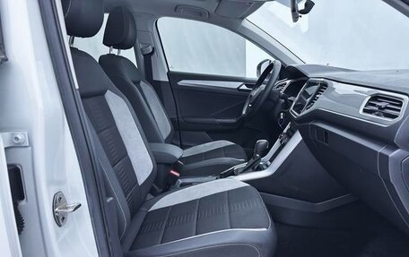 Volkswagen T-Roc I, 2022 год, 1 587 000 рублей, 11 фотография