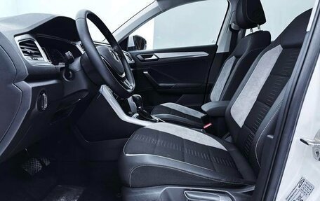 Volkswagen T-Roc I, 2022 год, 1 587 000 рублей, 10 фотография