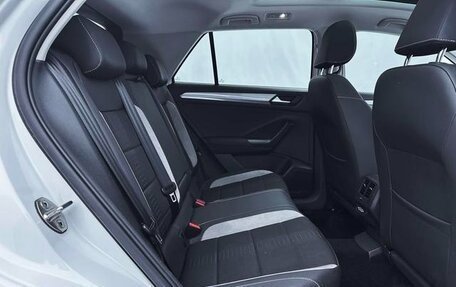 Volkswagen T-Roc I, 2022 год, 1 587 000 рублей, 20 фотография