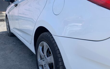 Hyundai Solaris II рестайлинг, 2013 год, 580 000 рублей, 3 фотография