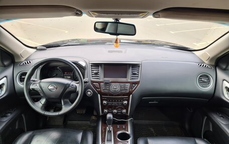 Nissan Pathfinder, 2015 год, 1 650 000 рублей, 7 фотография