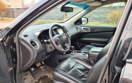 Nissan Pathfinder, 2015 год, 1 650 000 рублей, 6 фотография