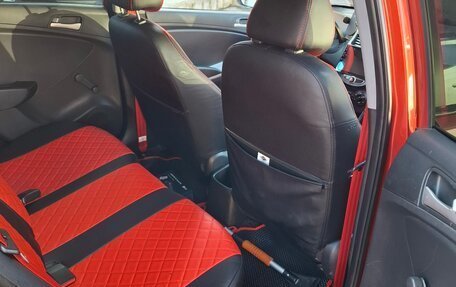 Hyundai Solaris II рестайлинг, 2013 год, 800 000 рублей, 6 фотография