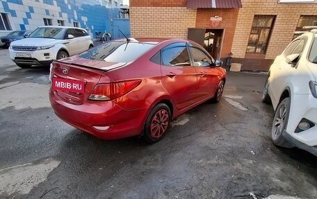 Hyundai Solaris II рестайлинг, 2013 год, 800 000 рублей, 3 фотография