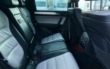 Volkswagen Touareg III, 2018 год, 2 350 000 рублей, 11 фотография