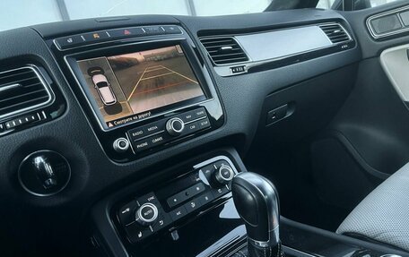 Volkswagen Touareg III, 2018 год, 2 350 000 рублей, 9 фотография