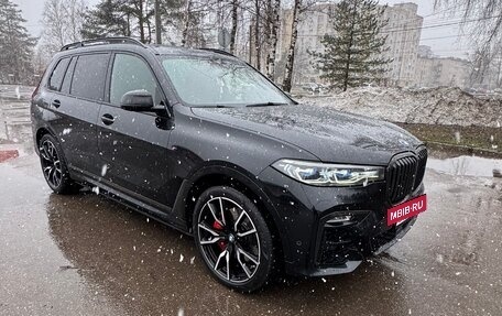 BMW X7, 2021 год, 9 200 000 рублей, 2 фотография