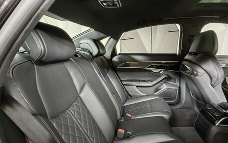 Audi S8, 2022 год, 14 000 000 рублей, 16 фотография