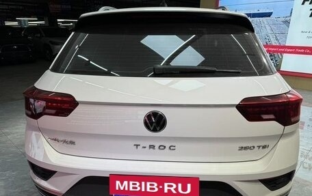 Volkswagen T-Roc I, 2022 год, 1 812 000 рублей, 5 фотография