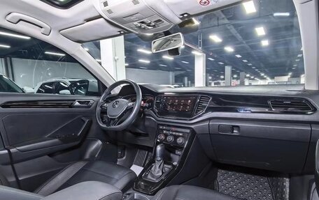 Volkswagen T-Roc I, 2022 год, 1 755 000 рублей, 9 фотография