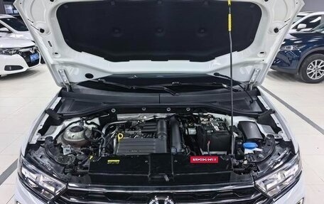 Volkswagen T-Roc I, 2022 год, 1 755 000 рублей, 19 фотография