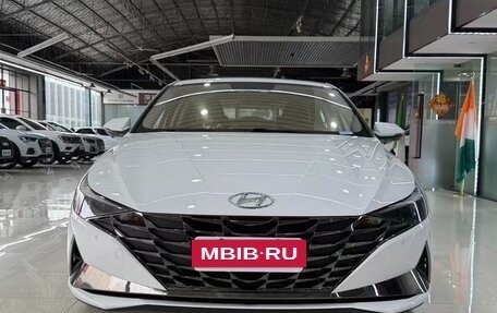Hyundai Elantra, 2022 год, 1 482 000 рублей, 2 фотография