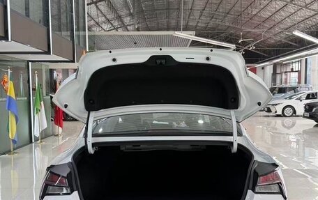 Hyundai Elantra, 2022 год, 1 482 000 рублей, 11 фотография