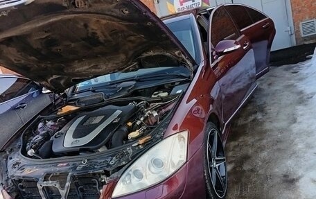 Mercedes-Benz S-Класс, 2006 год, 1 700 000 рублей, 2 фотография